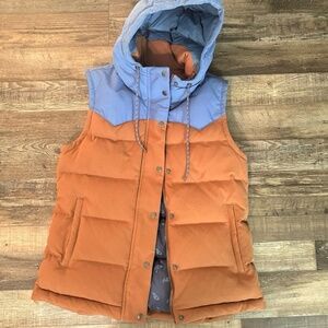 Patagonia puffer woman’s vest